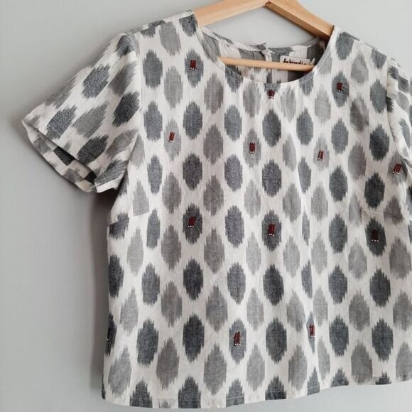 FABINDIA | 100% Cotton Boxy Bead Embroidered Ikat Crop Top Gray Sz M - Picture 4 of 13